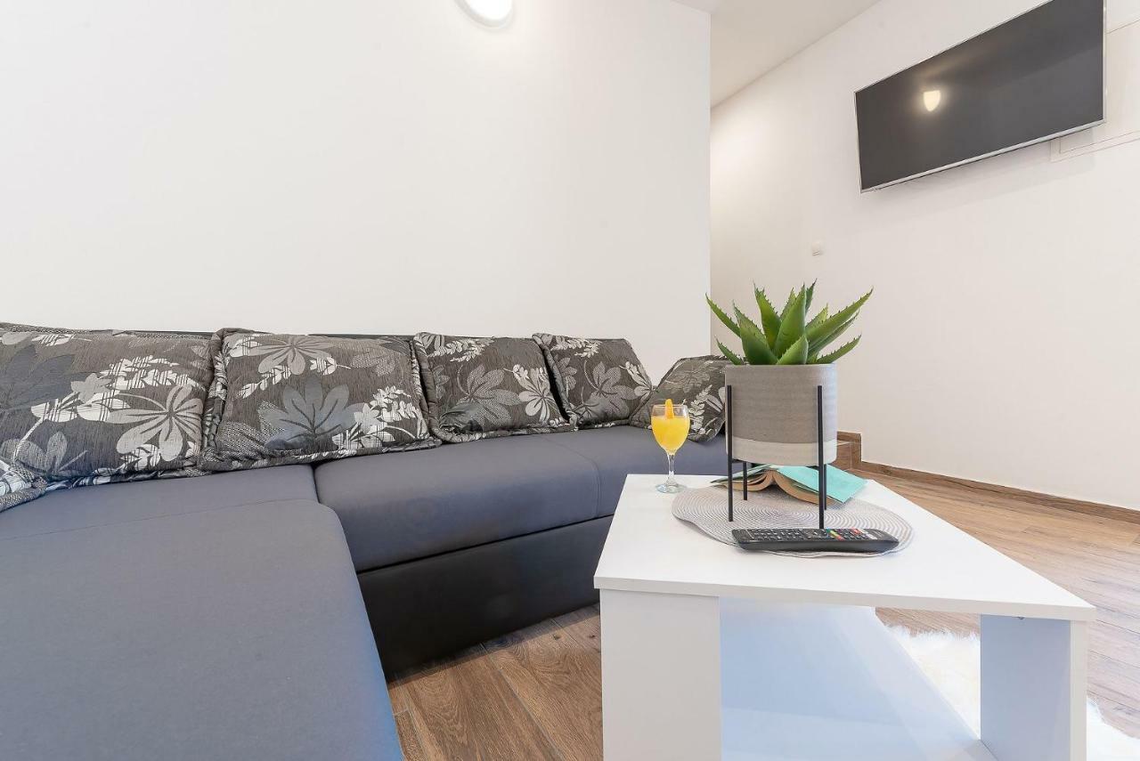 Apartments Dijana Zadar Eksteriør bilde